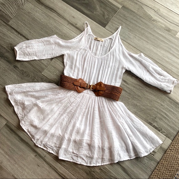 Paradise Dresses & Skirts - NWT White Cold Shoulder Dress